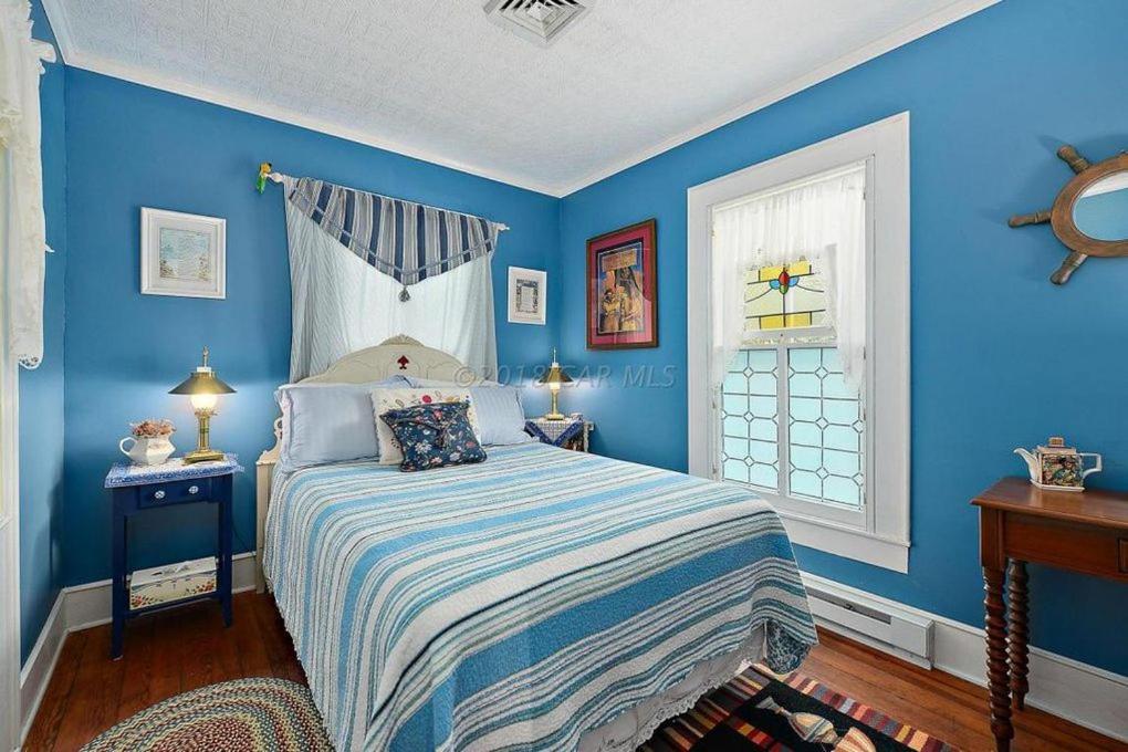 Princess Anne Book Lovers Inn Экстерьер фото